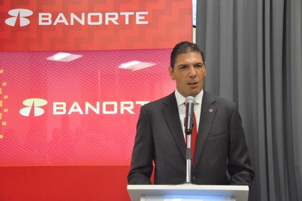 Banorte, líder en equidad de género: Carlos Hank González.
