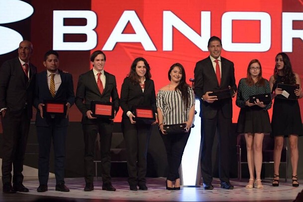 La banca mexicana fuerte y sólida: Carlos Hank González